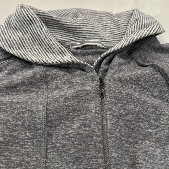 Lululemon quarter zip jacket - Picture 2 of 8